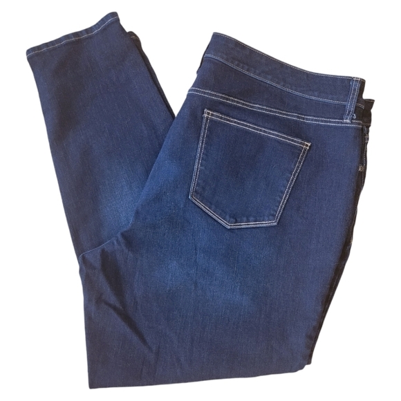 St. Johns Bay Skinny Leg Denim Jeans Size 22W - Picture 4 of 4